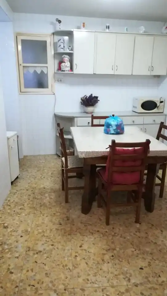 https://static.fotocasa.es/images/ads/baf657c2-2836-4abb-97c8-abae886d864e?rule=original