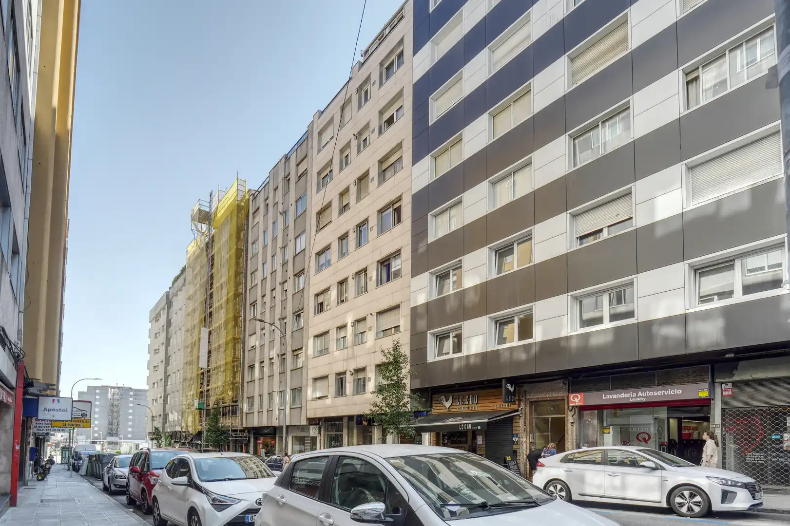 https://static.fotocasa.es/images/ads/d9d17e46-c34f-48be-af2f-9669a2d22e37?rule=original