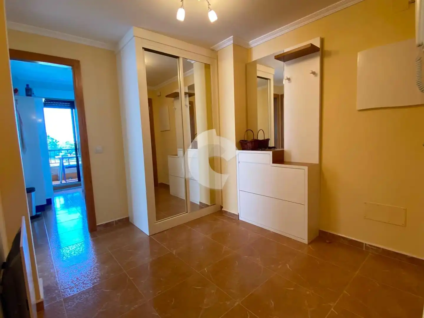 https://static.fotocasa.es/images/ads/7f26f50b-fcf8-43fc-ba2a-a2ba9e1f5621?rule=original