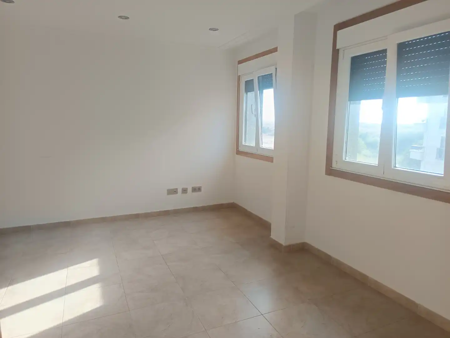 https://static.fotocasa.es/images/anuncio/2026/08/10/190444948/4986432681.jpg?rule=original
