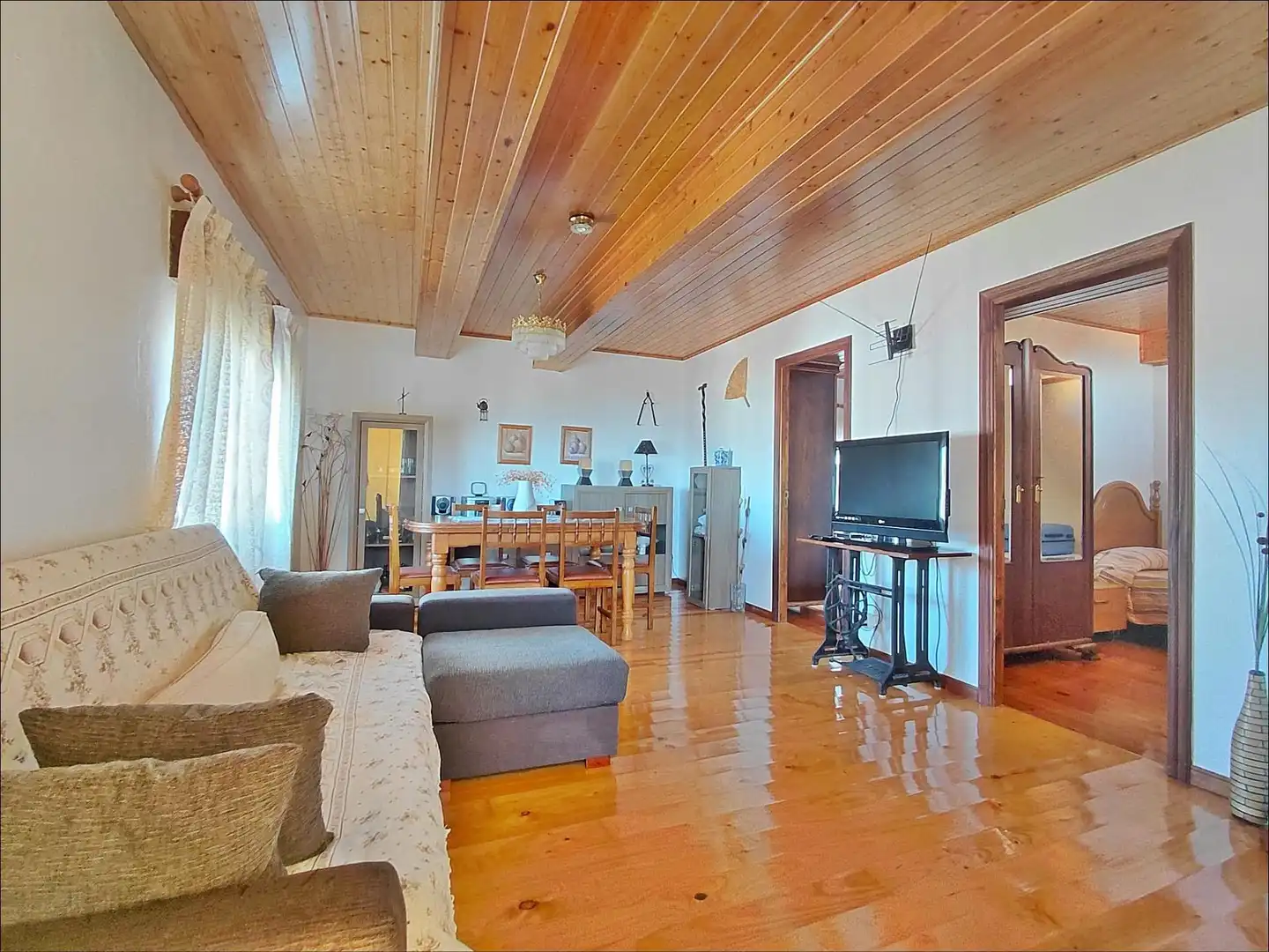 https://static.fotocasa.es/images/ads/aa753c2a-3d87-4956-a49d-b388b94a5964?rule=original