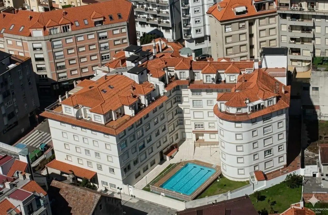 https://static.fotocasa.es/images/ads/eb09409f-5de6-4cd5-ad22-bd2699b7ec5f?rule=original