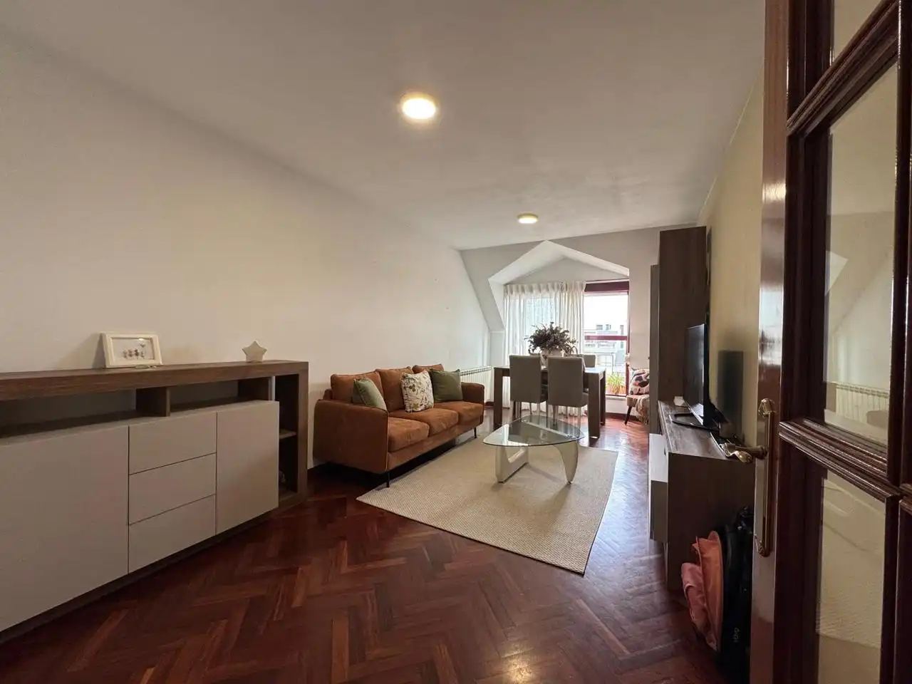https://static.fotocasa.es/images/ads/9170df4c-4cc0-4363-b64f-b741cc08cb70?rule=original