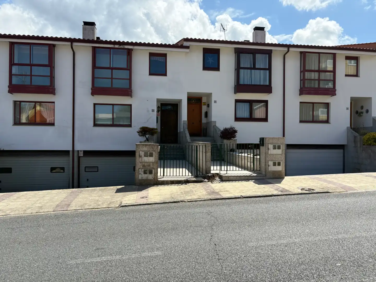 https://static.fotocasa.es/images/ads/bed1ad48-5de4-4f6c-92cb-81ab536d1537?rule=original