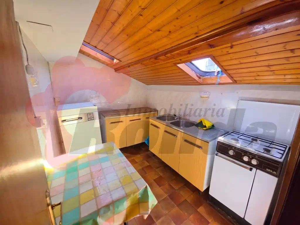 https://static.fotocasa.es/images/ads/eafff183-02f2-4477-8cc9-9bb68362a61c?rule=original