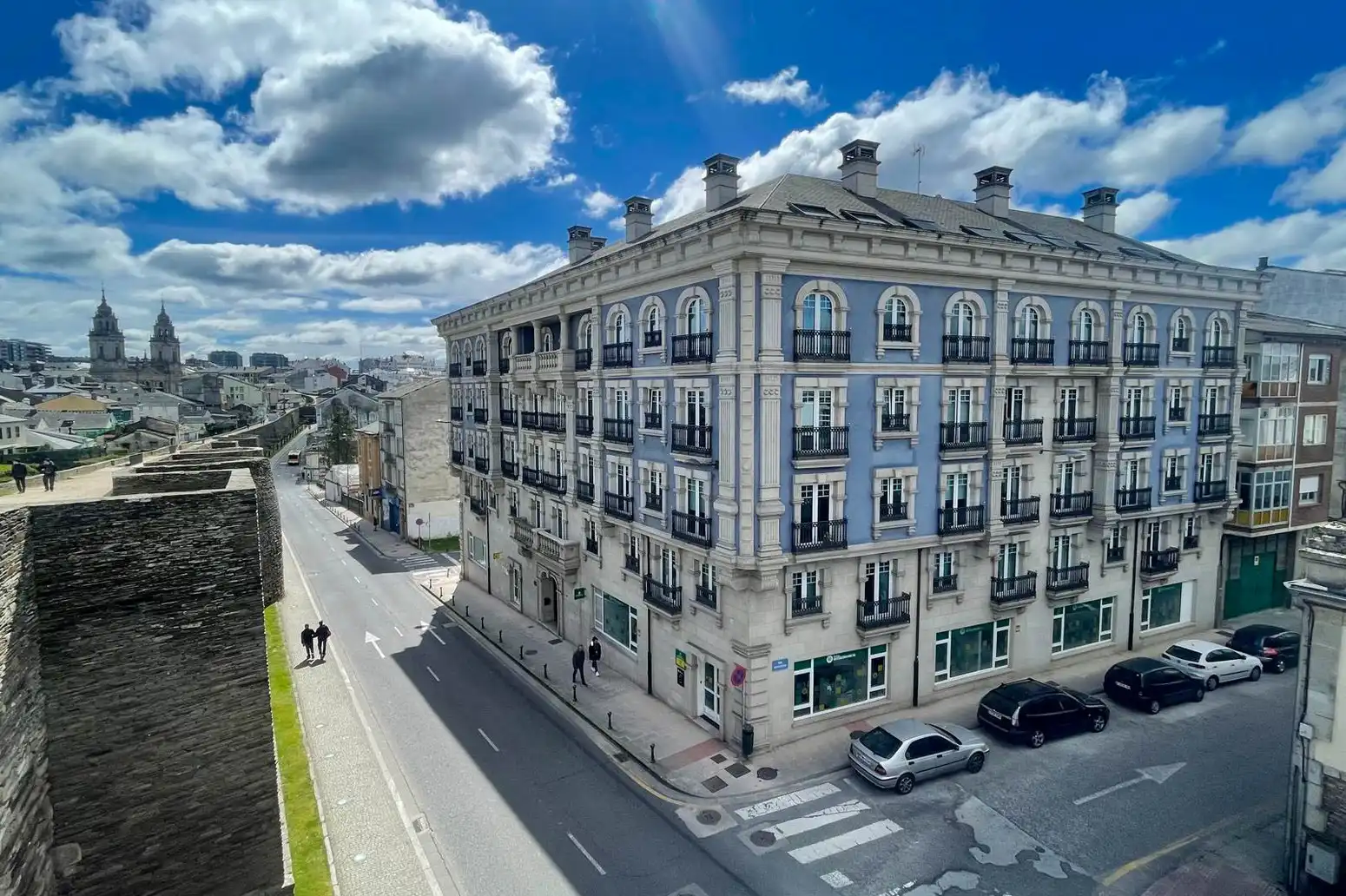 https://static.fotocasa.es/images/ads/fca287f0-fa5e-41ec-9d78-6606d9c38228?rule=original