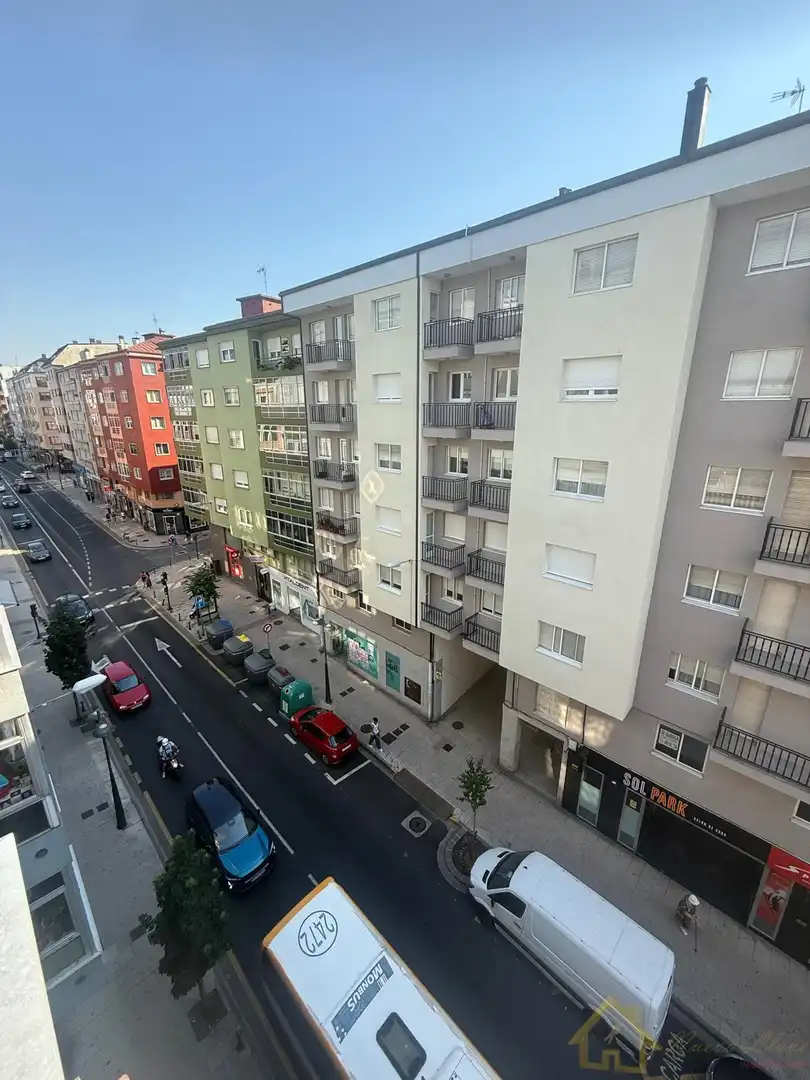 https://static.fotocasa.es/images/ads/81ade318-4592-4a33-a68d-330a303191d9?rule=original