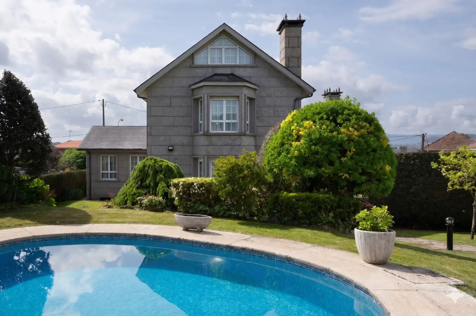 https://static.fotocasa.es/images/ads/71ae495c-6d05-4786-87f4-4b9580a22d71?rule=original