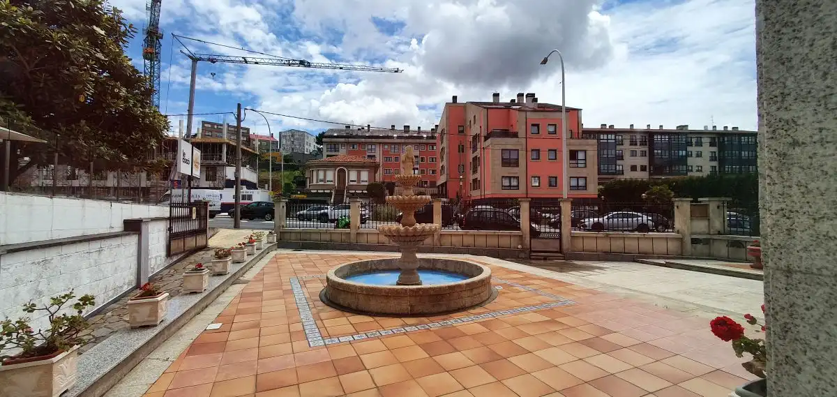 https://static.fotocasa.es/images/ads/341b2f67-46d7-4089-8783-8e5680cdc462?rule=original