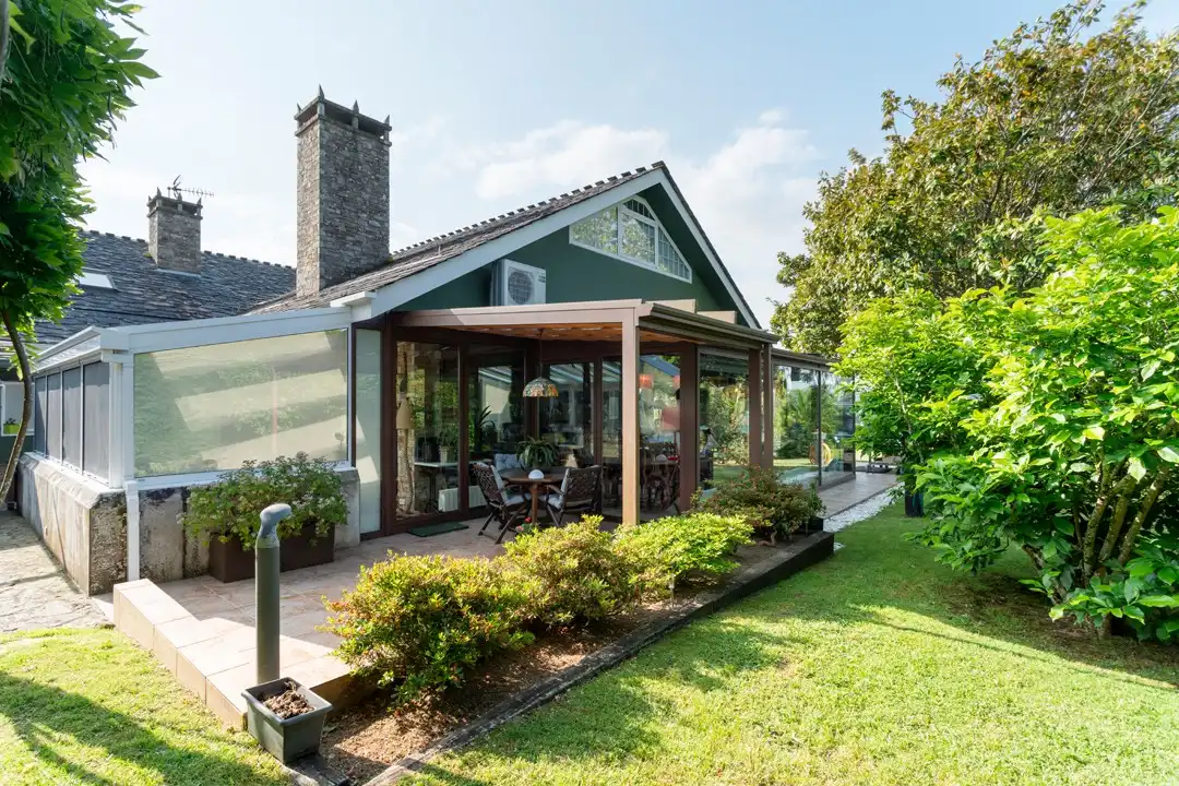 https://static.fotocasa.es/images/ads/76cb0cca-cc01-40cc-8f8f-36e90629a88a?rule=original