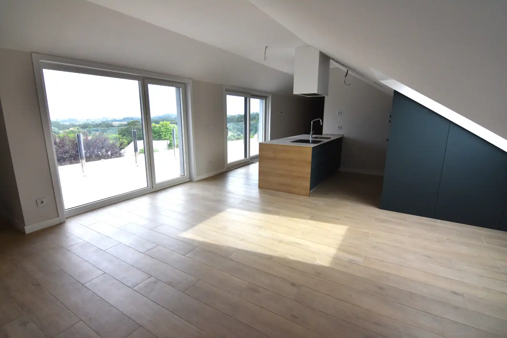 https://static.fotocasa.es/images/ads/9e950326-0387-439b-89a0-cfb84fe79d17?rule=original