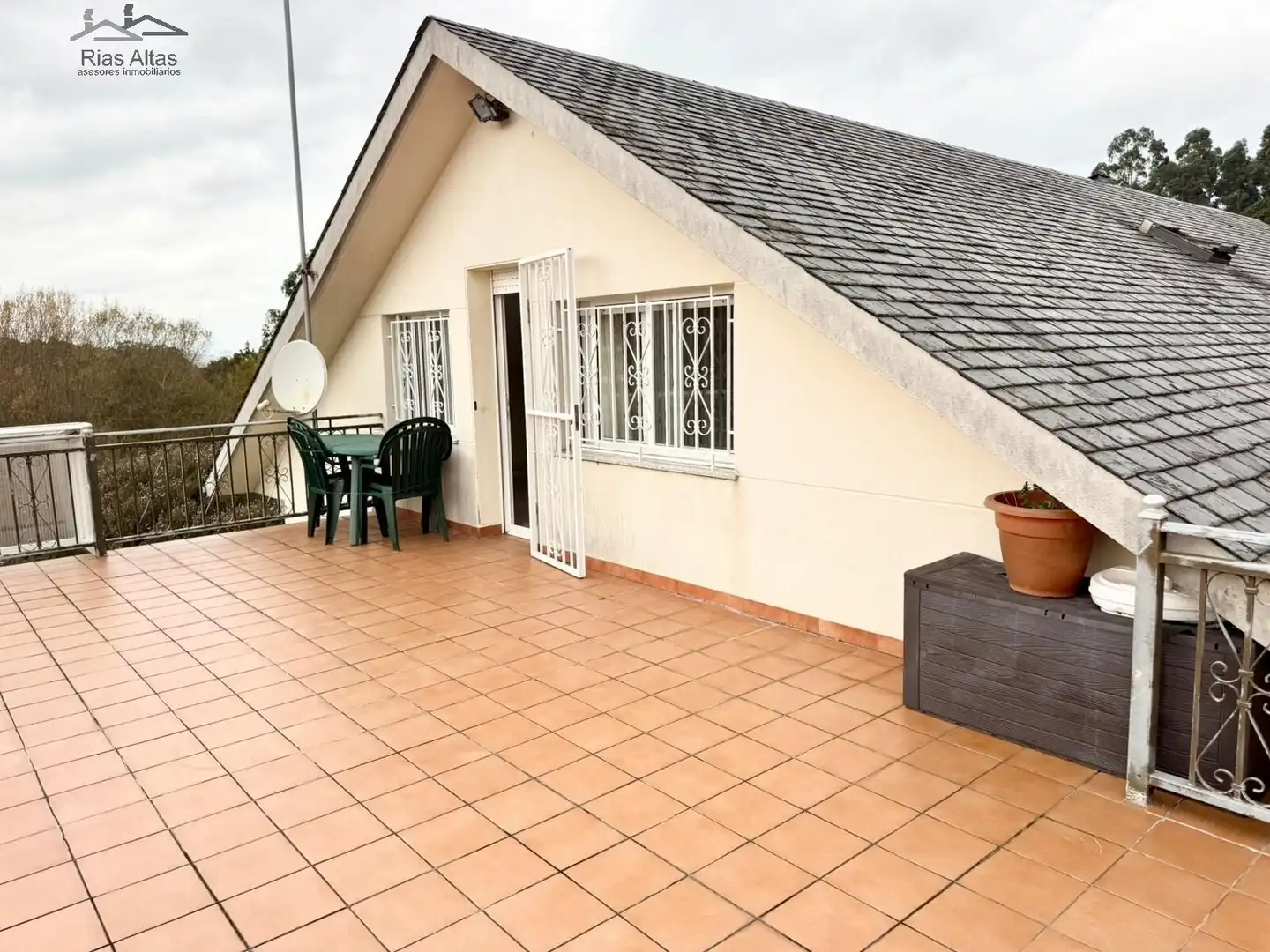 https://static.fotocasa.es/images/ads/f06cce4f-5d18-42ef-9e66-e5b6aa8d0f65?rule=original
