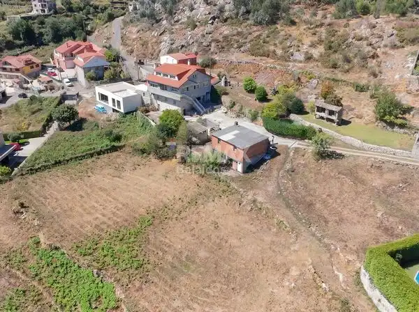https://static.fotocasa.es/images/ads/ba8b3618-0a7a-4bc7-a4ed-92b53cdda762?rule=original