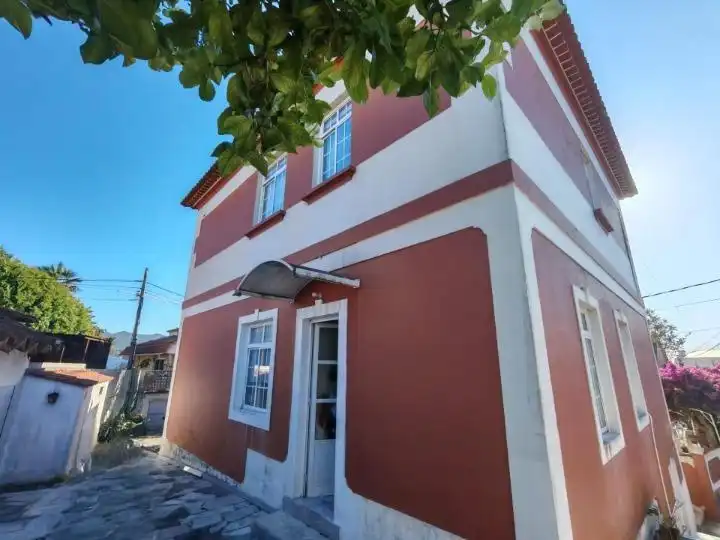 https://static.fotocasa.es/images/ads/2aa0a08d-53ad-4c01-9b9f-be52263d03cf?rule=original
