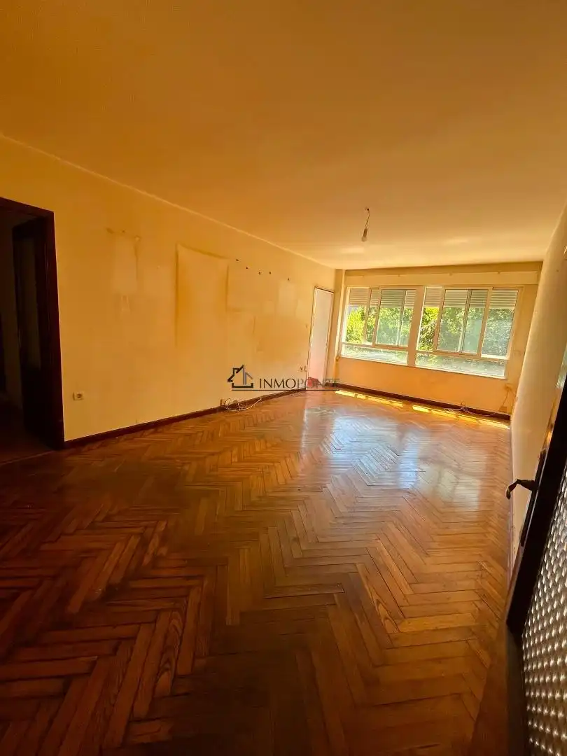 https://static.fotocasa.es/images/ads/795a467a-ba26-4c46-9949-c7394600f7dc?rule=original