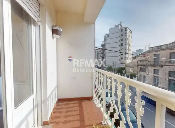 https://static.fotocasa.es/images/ads/c3c19a3d-111e-44dc-9ced-7ba58ba19907?rule=original