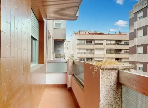 https://static.fotocasa.es/images/ads/75d14d76-13b3-4bc6-87fb-16f7fe4f46ea?rule=original