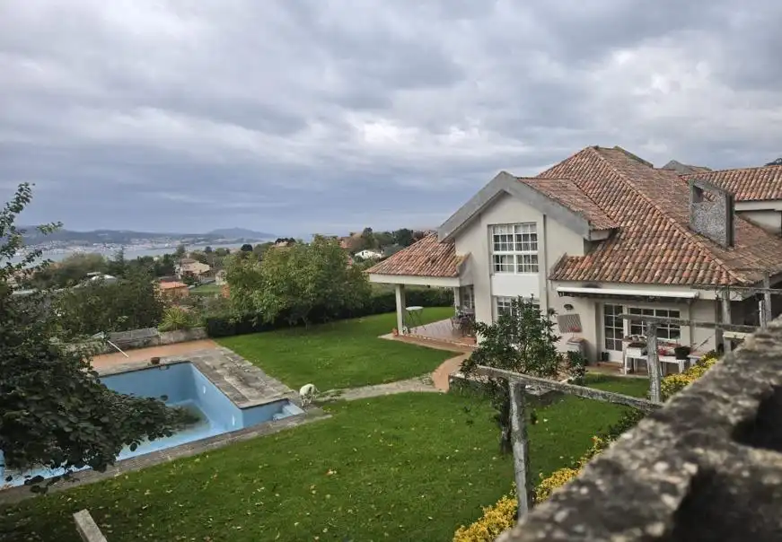 https://static.fotocasa.es/images/ads/bf0896aa-8775-4e70-a511-48a51441fef9?rule=original