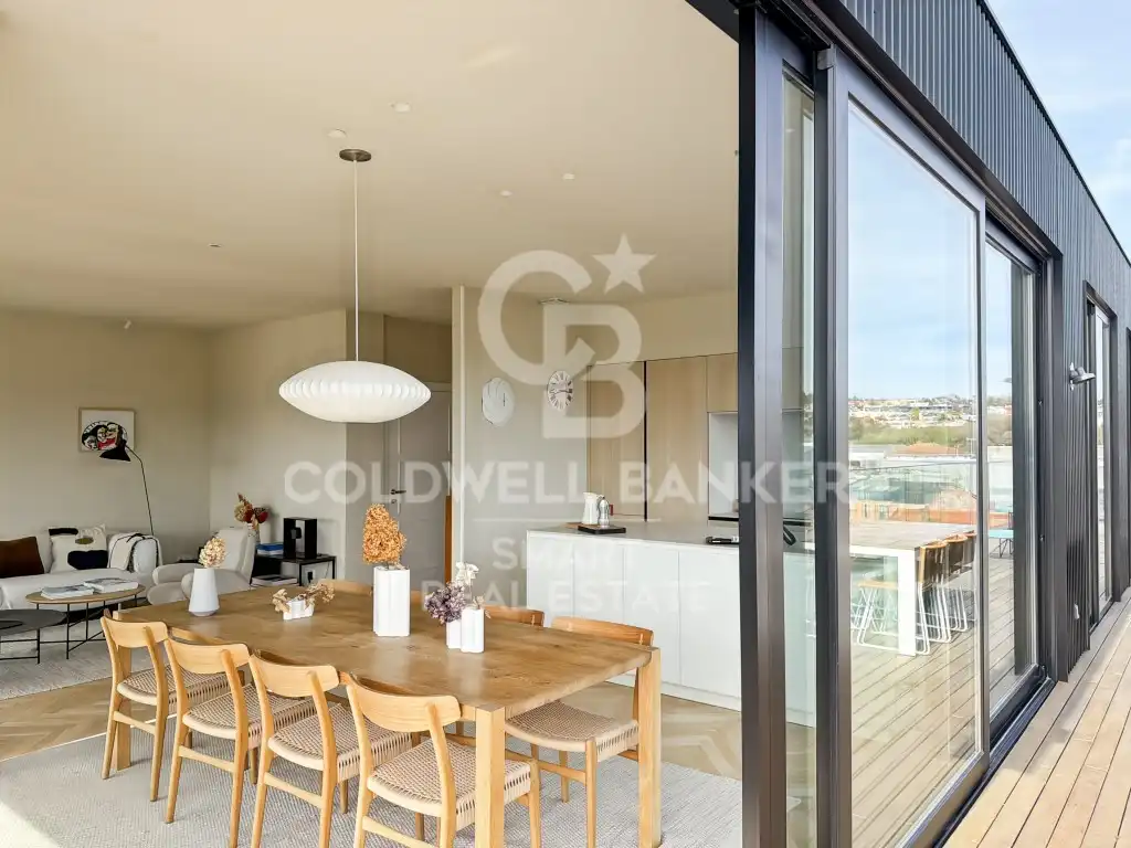 https://static.fotocasa.es/images/ads/063cdf3c-2328-466f-b8fc-22012f664e81?rule=original