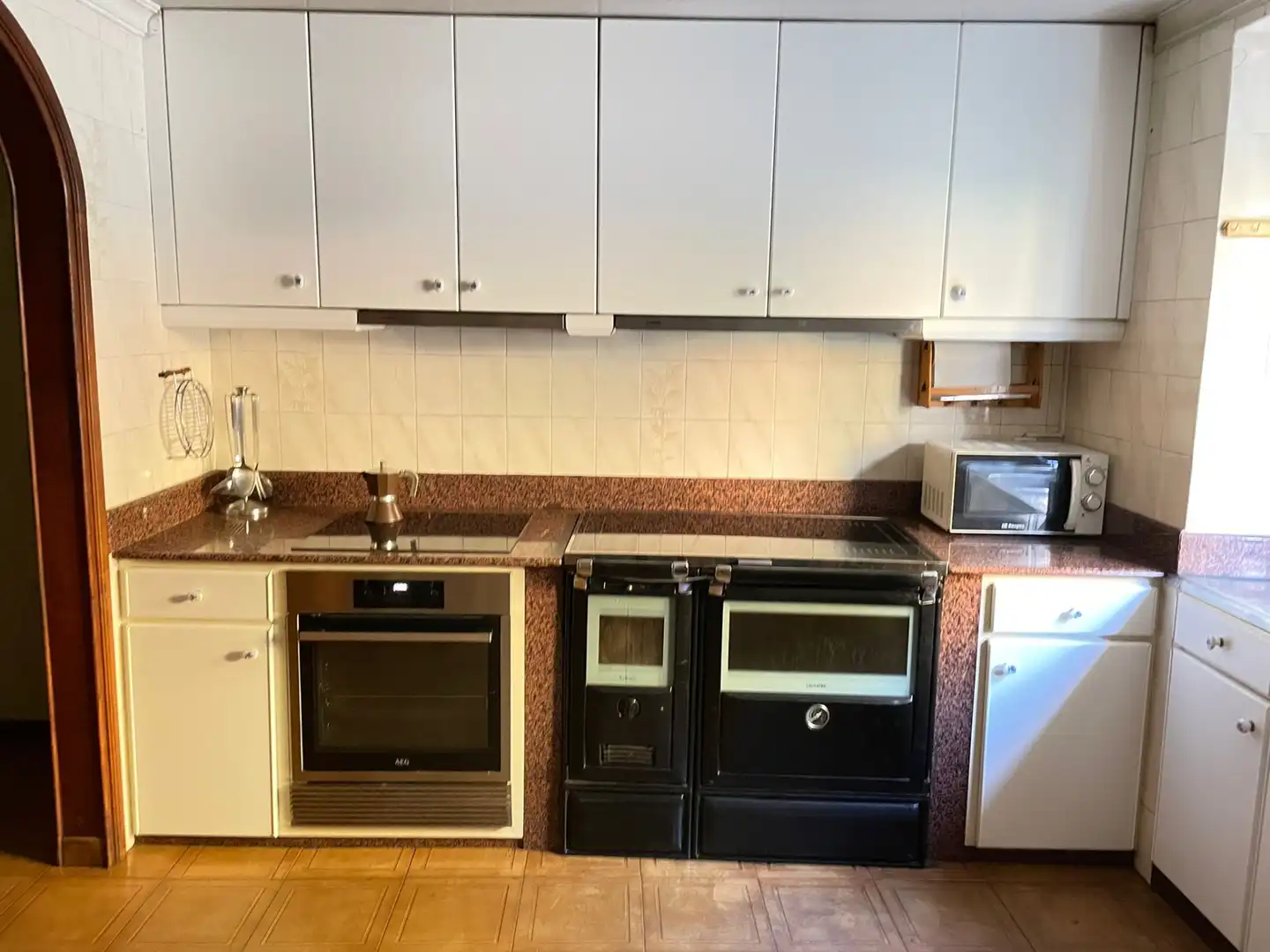https://static.fotocasa.es/images/ads/a2bd5732-e8e7-4be2-a845-21add2530b10?rule=original