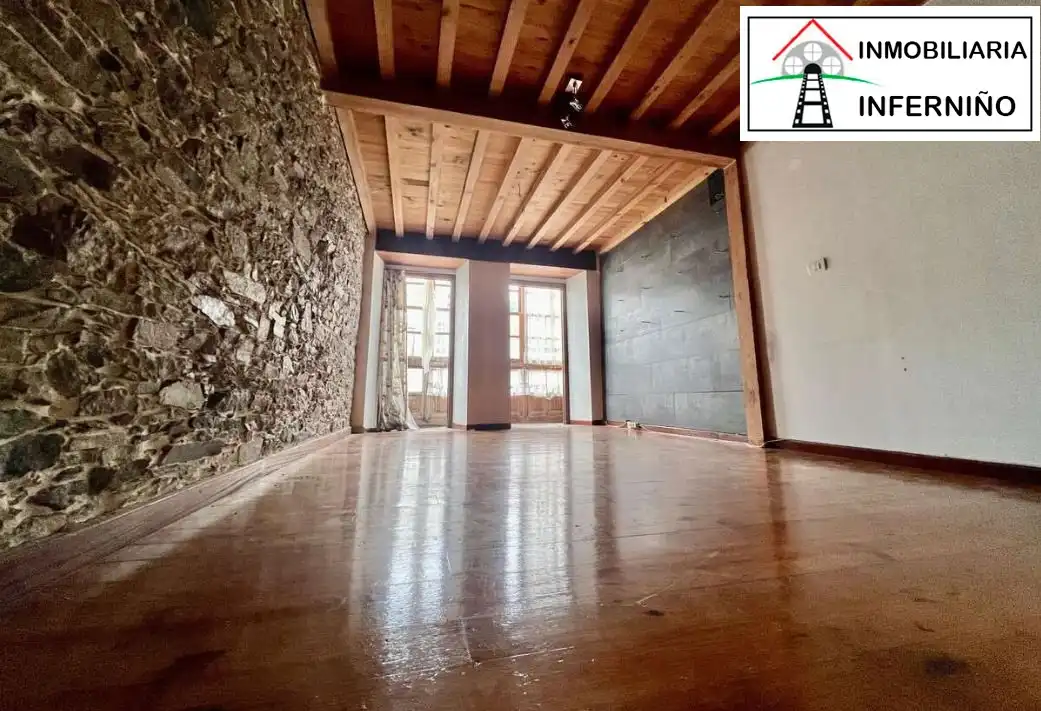 https://static.fotocasa.es/images/ads/df04e16c-f3ad-46eb-bf03-0ff88cffe08a?rule=original