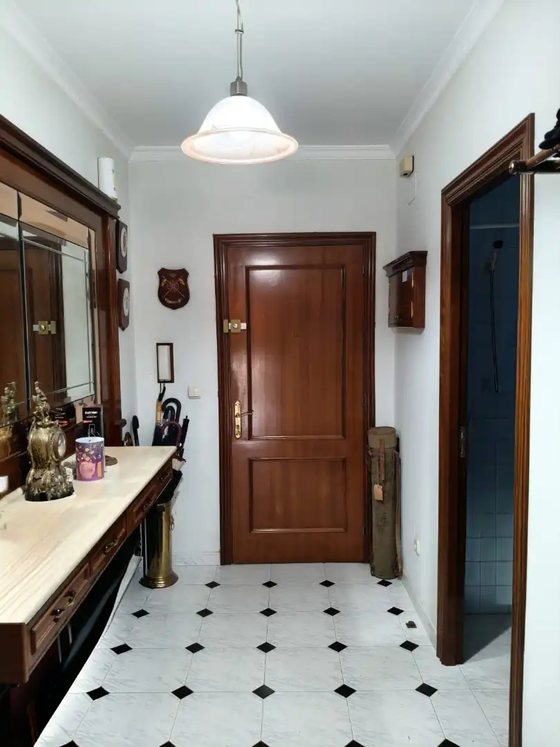 https://static.fotocasa.es/images/ads/f9670230-96cd-4b2b-82a1-0209ff48a202?rule=original