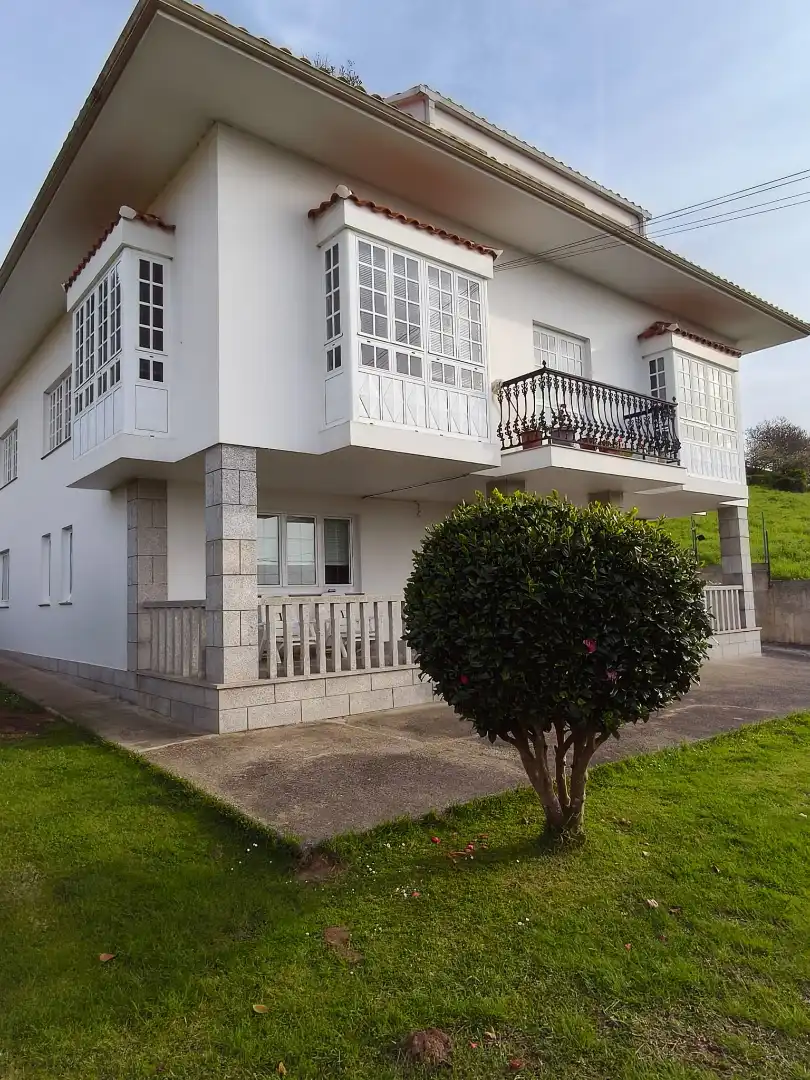 https://static.fotocasa.es/images/ads/74bea240-d63d-43ca-8861-e35d96e0bf5a?rule=original