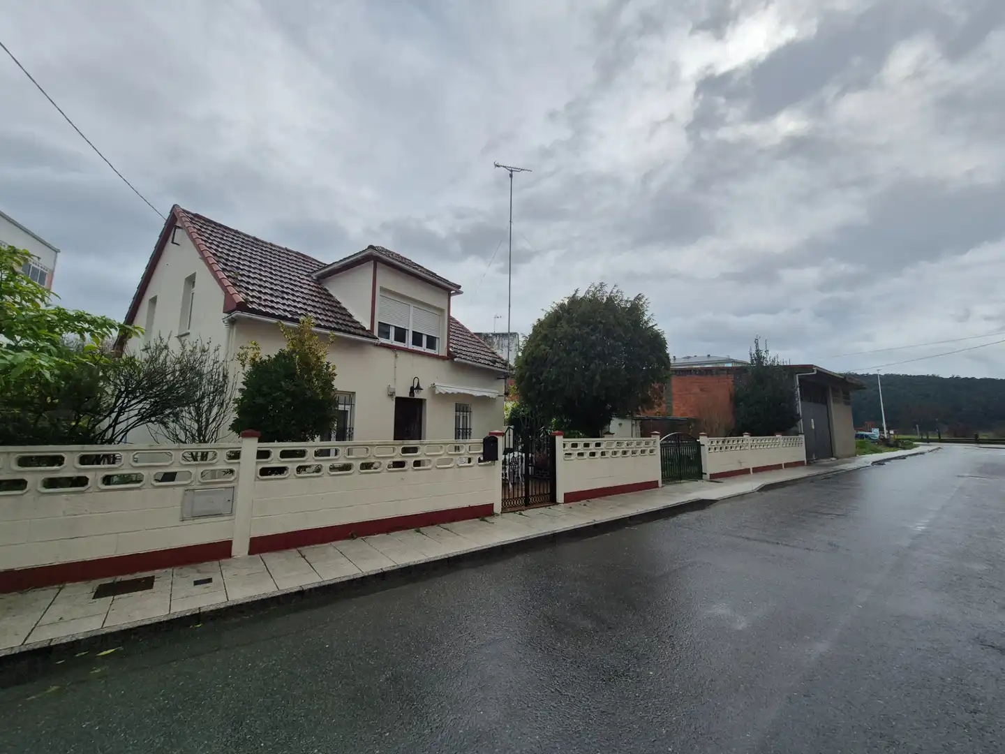 https://static.fotocasa.es/images/ads/4bfffb64-df21-4401-81f8-df6dfcd40bde?rule=original