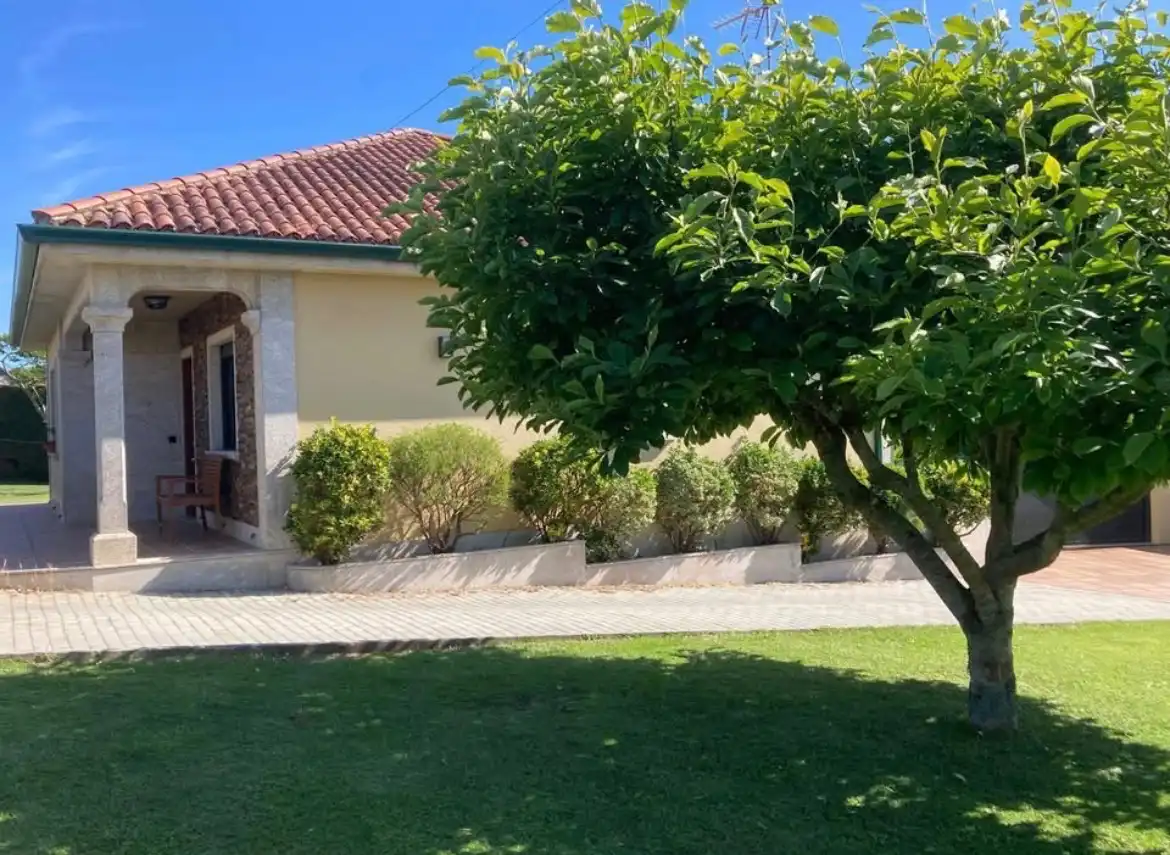 https://static.fotocasa.es/images/ads/68c7778c-67ec-488c-878b-9d21a42d7c31?rule=original