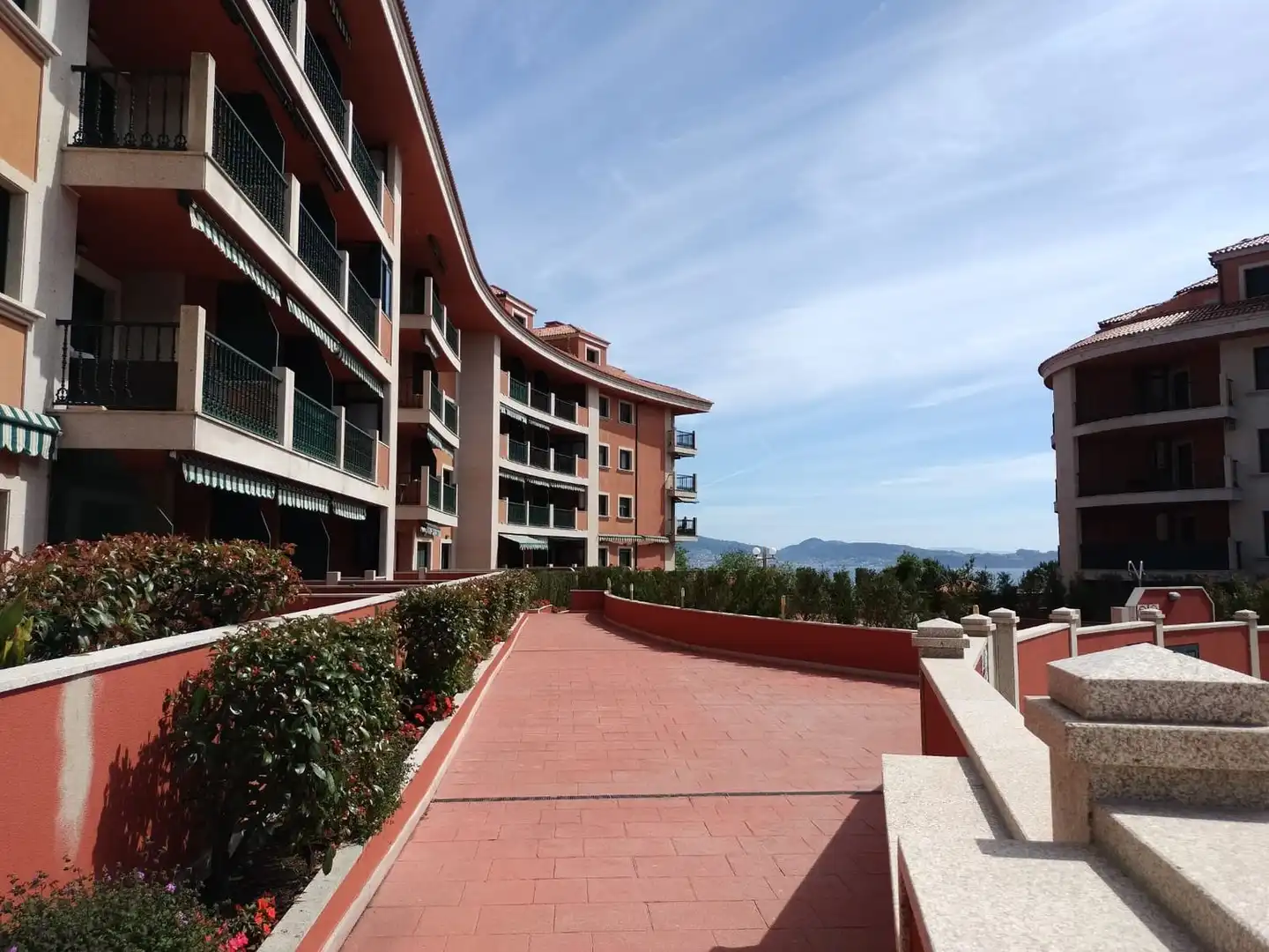 https://static.fotocasa.es/images/ads/af1bc535-7e3a-4308-88f8-e8b8f02ccd81?rule=original