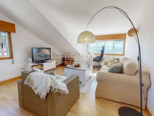 https://static.fotocasa.es/images/ads/022c9a33-d855-4c14-8a97-6661702be360?rule=original