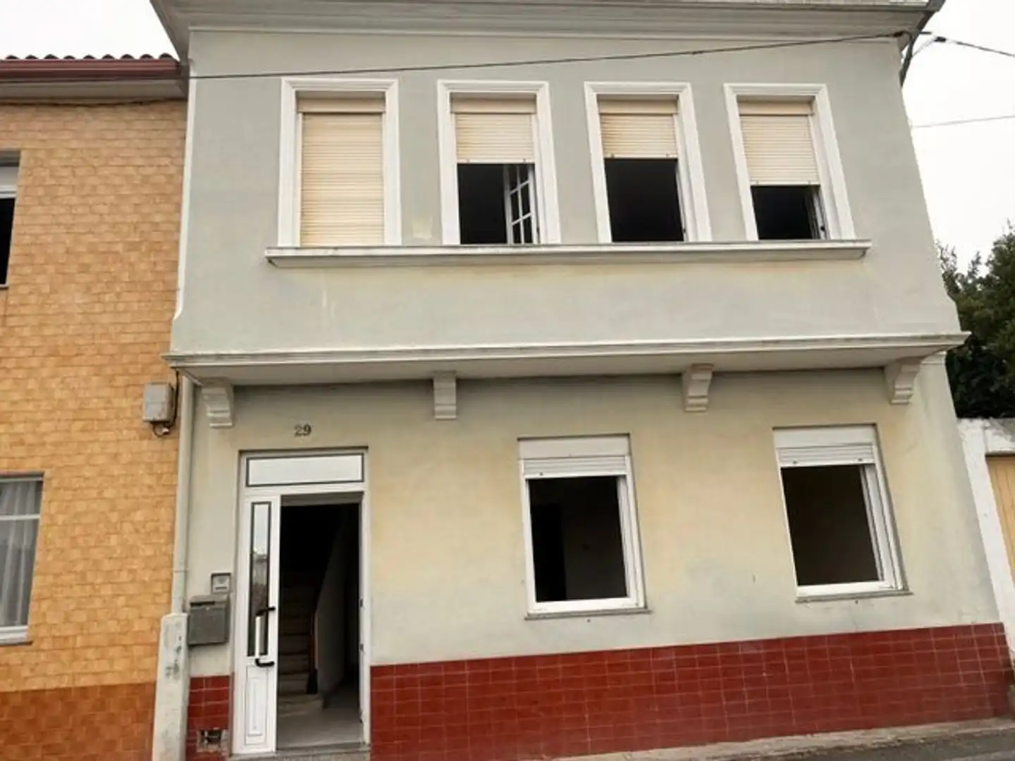 https://static.fotocasa.es/images/ads/8dd0db99-d5ae-4f52-a7b2-b85b58c8377e?rule=original