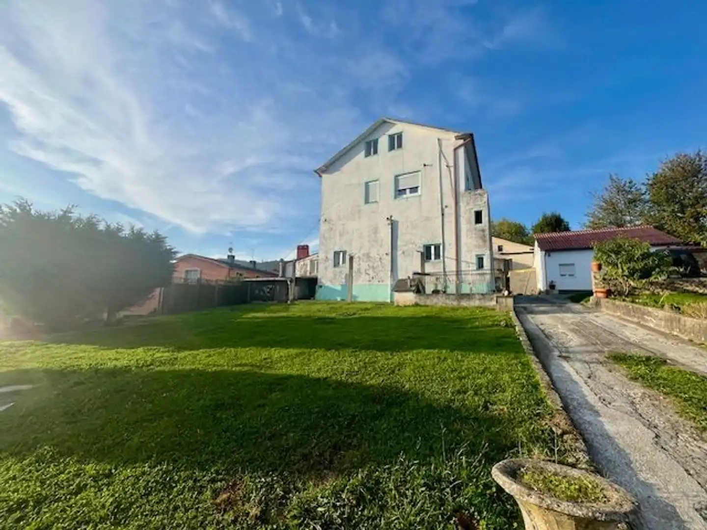 https://static.fotocasa.es/images/ads/75b30374-fcd5-4a40-85ee-a93ec761f0b8?rule=original