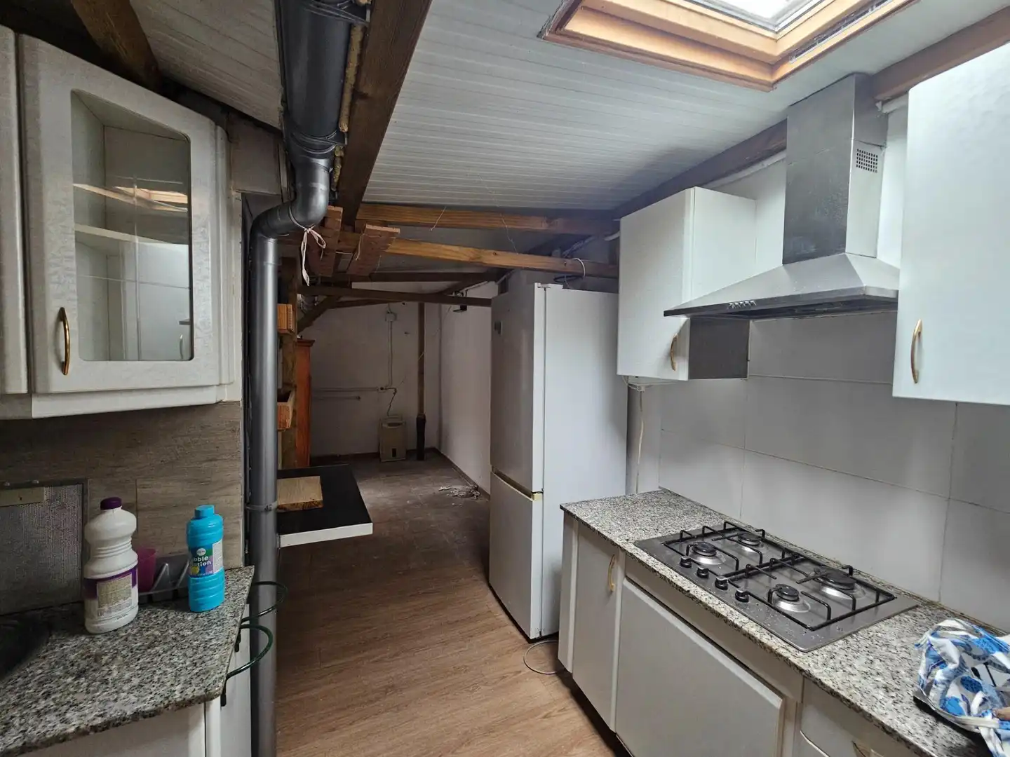 https://static.fotocasa.es/images/ads/ff55f342-65eb-478f-8e11-b55574e95837?rule=original