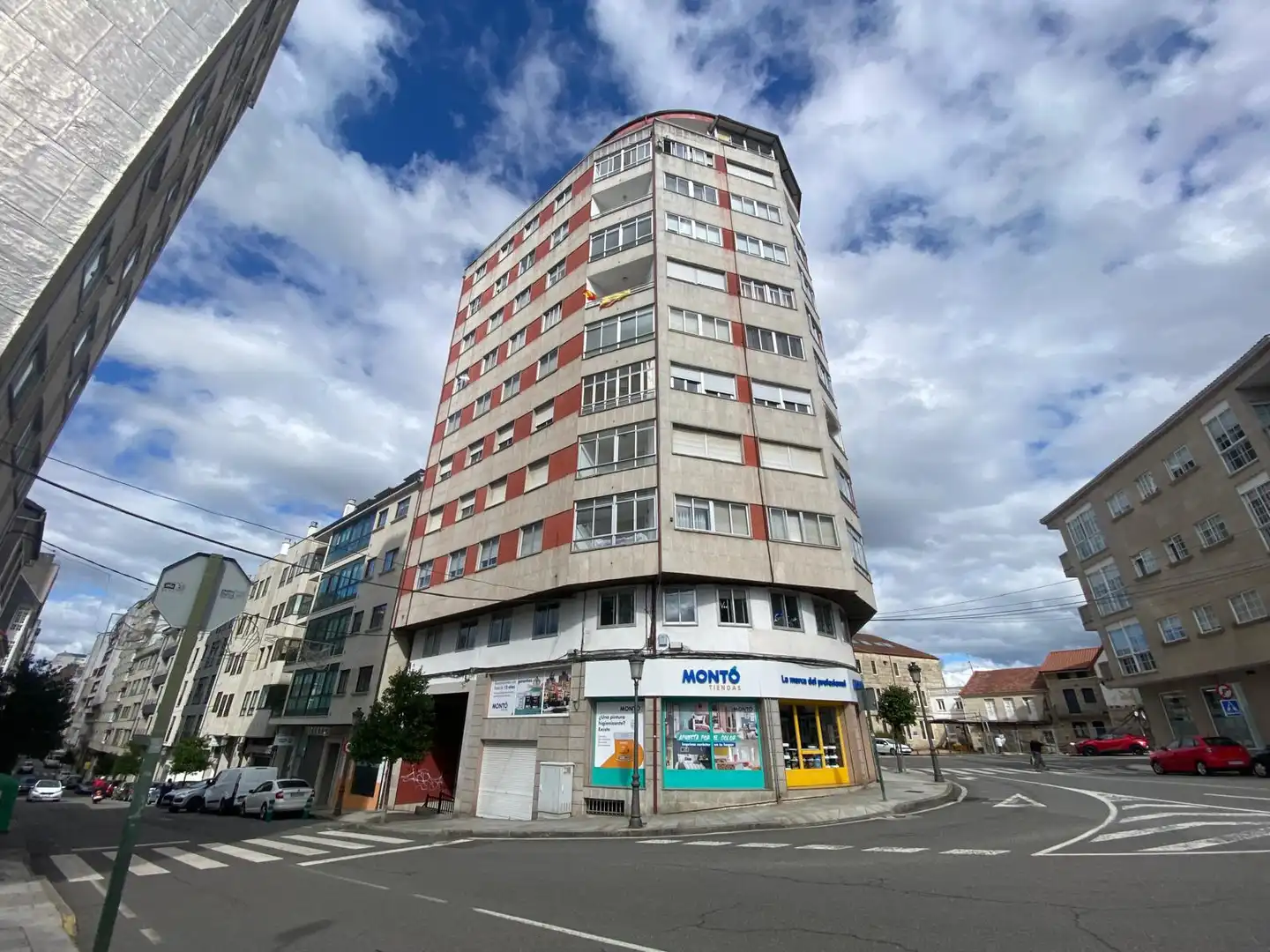 https://static.fotocasa.es/images/ads/aebd30a2-0c78-4d7d-bdbe-50c6a087ee3a?rule=original