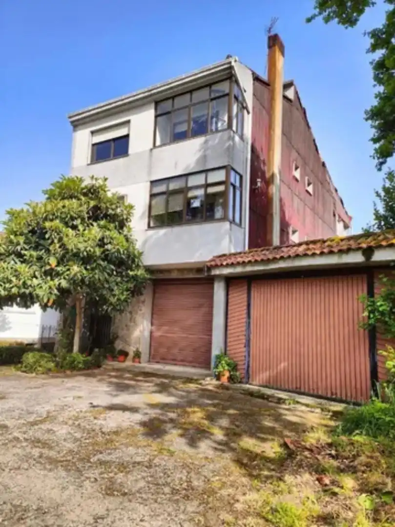 https://static.fotocasa.es/images/ads/a6e17968-e61e-4f24-a8dc-7bbae04c1ba5?rule=original