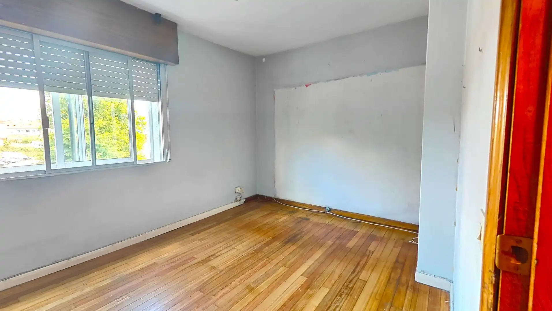https://static.fotocasa.es/images/ads/6b60a652-efb7-467e-a1d9-cbceaa2134f8?rule=original