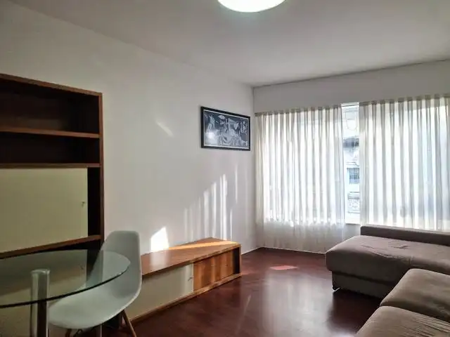 https://static.fotocasa.es/images/ads/7cf2d66c-4f26-4bbd-a207-c29c9b925b37?rule=original