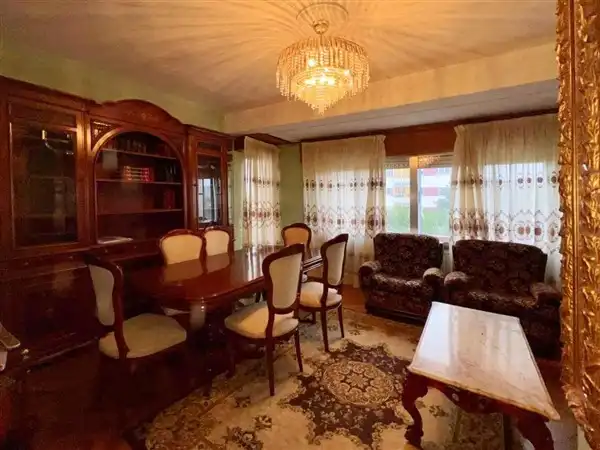 https://static.fotocasa.es/images/ads/d6352669-ef78-4e1c-865c-ec41c49ddcd6?rule=original