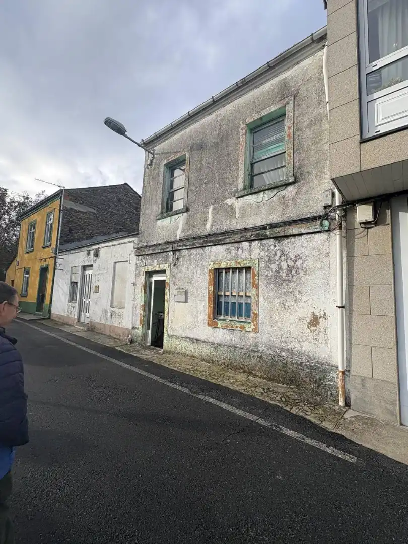 https://static.fotocasa.es/images/ads/018cedc7-f771-42d4-bbee-e48fdf2e61e2?rule=original