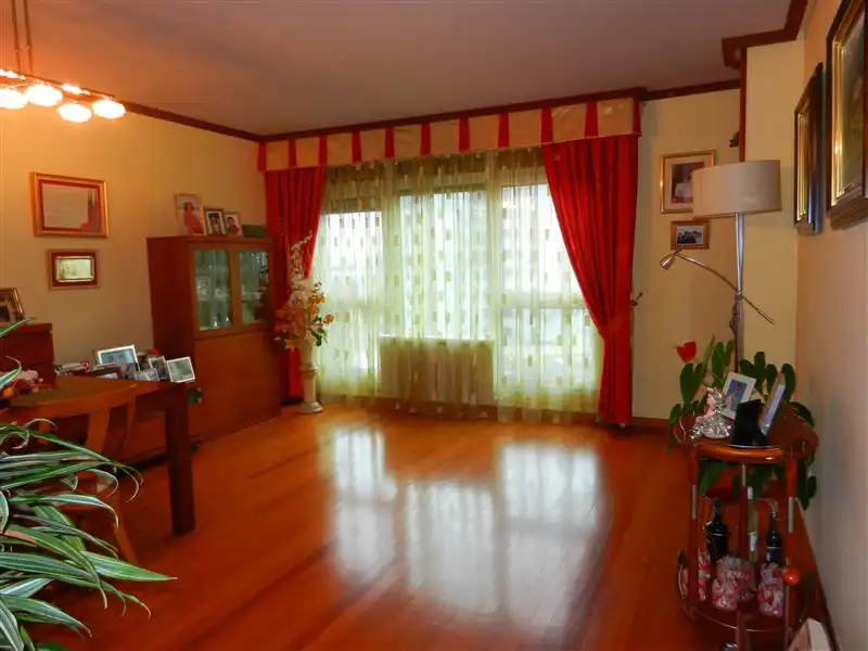 https://static.fotocasa.es/images/ads/31927ea6-6618-496c-9435-fc7a86ad72b1?rule=original
