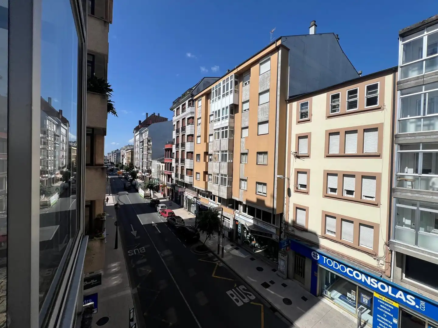 https://static.fotocasa.es/images/ads/b1827a7f-f065-42dc-a72b-37f6c13e8ea9?rule=original