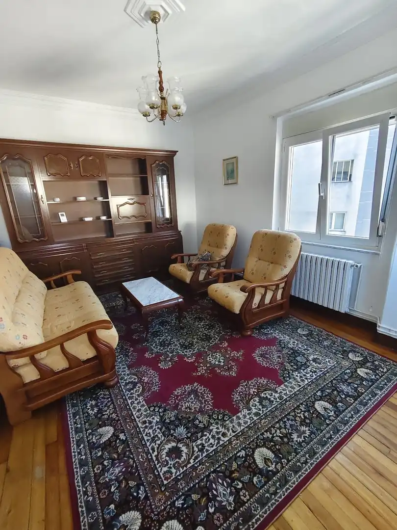 https://static.fotocasa.es/images/ads/2202daaf-6f00-4a0e-92b6-dc9b66e7acbc?rule=original