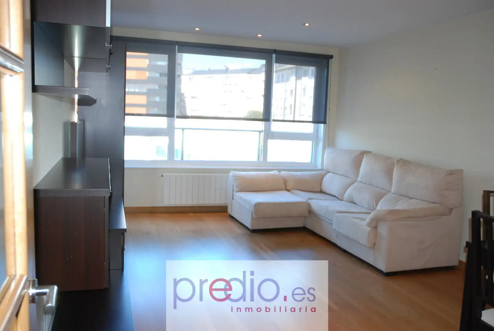 https://static.fotocasa.es/images/ads/b789de68-052e-4f7c-8f05-5424c432e873?rule=original