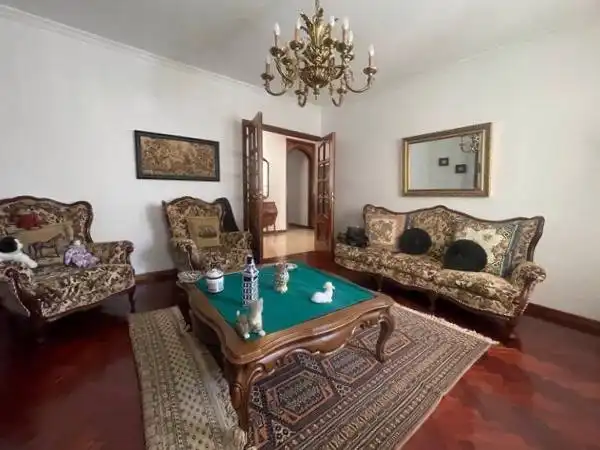 https://static.fotocasa.es/images/ads/5fc16081-1311-46e1-8d45-be49ce656247?rule=original