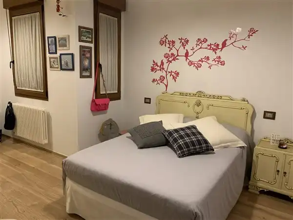 https://static.fotocasa.es/images/ads/4464386d-fbfd-4d02-b2e7-1ac268135464?rule=original