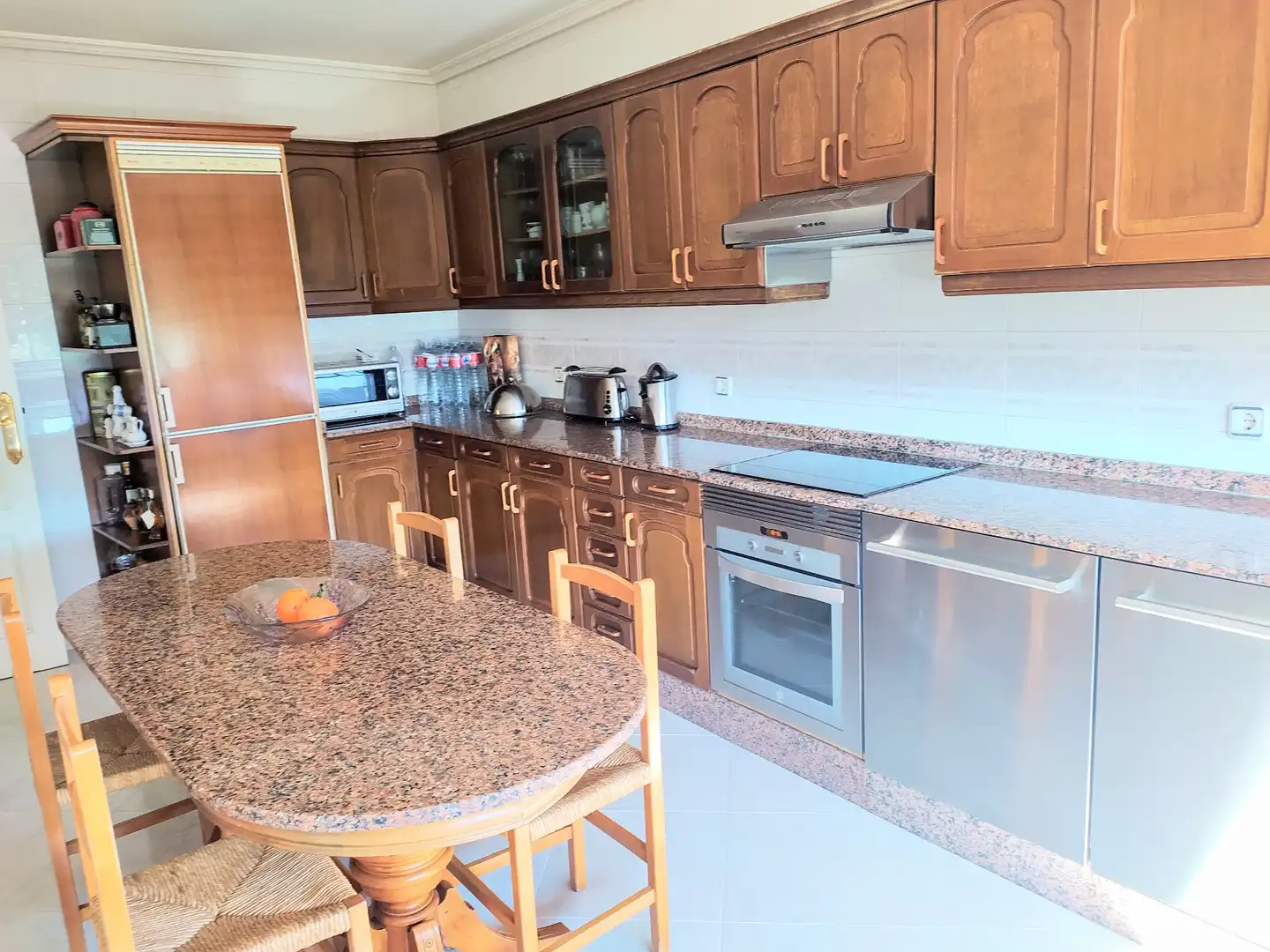 https://static.fotocasa.es/images/ads/7c774668-02a8-491c-9c73-952ef346e5ce?rule=original