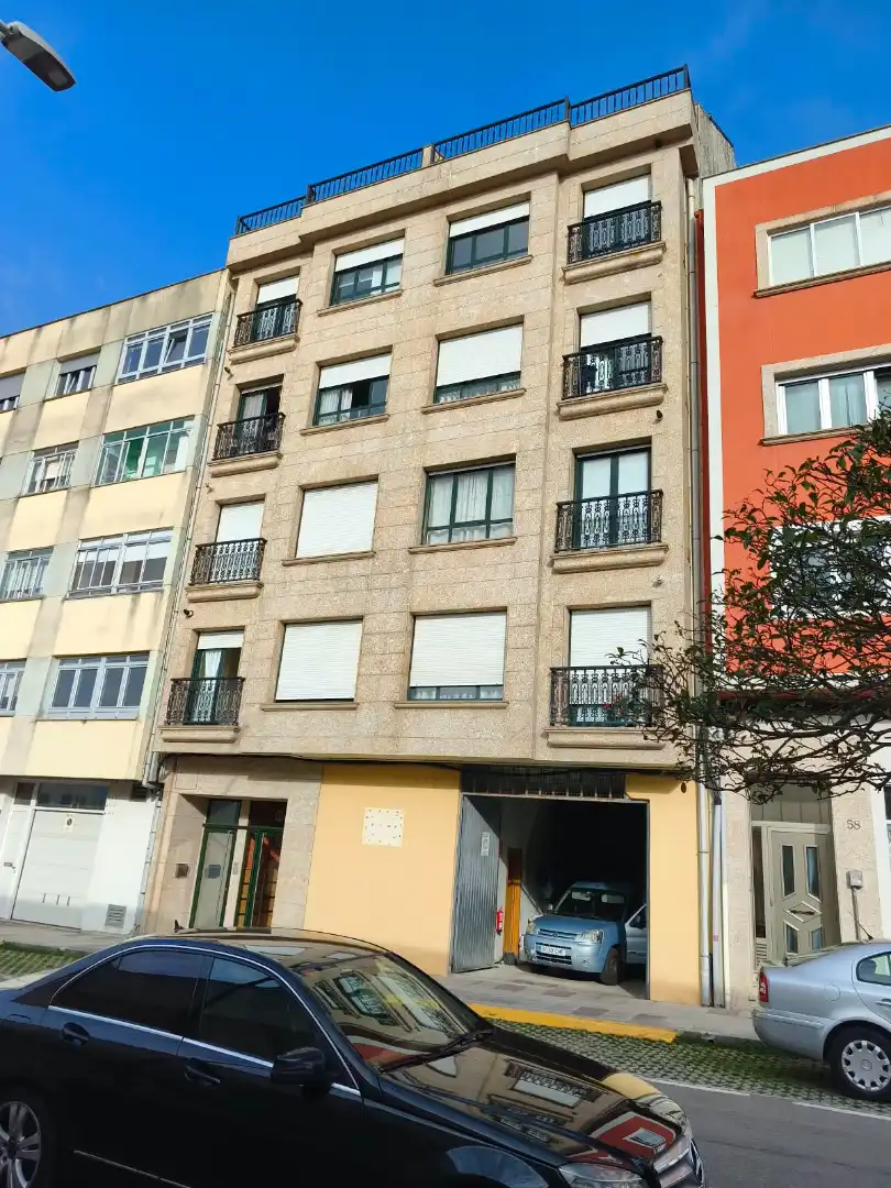 https://static.fotocasa.es/images/ads/2a7c1b5b-f51f-4f6c-862d-e7ca46978443?rule=original