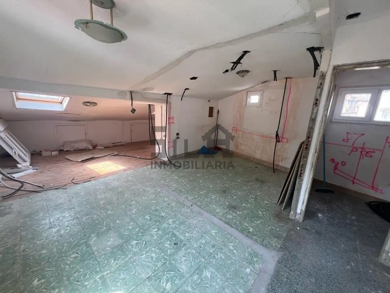https://static.fotocasa.es/images/ads/7210445f-95e9-4f16-ae59-1bf433896585?rule=original