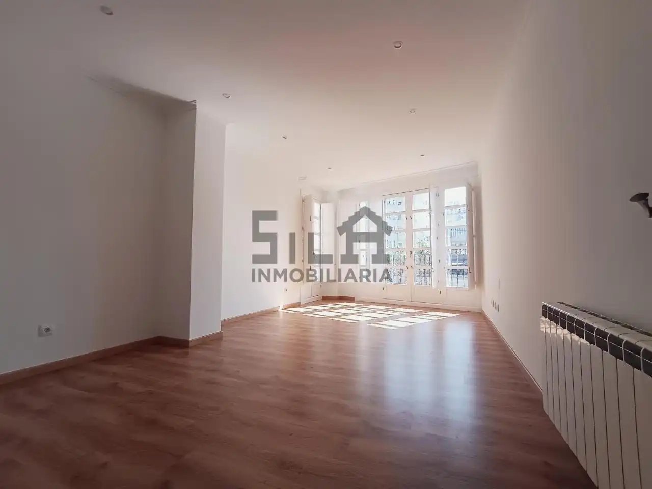 https://static.fotocasa.es/images/ads/309b33cc-f76a-4b6d-8593-98fe2ac340ad?rule=original